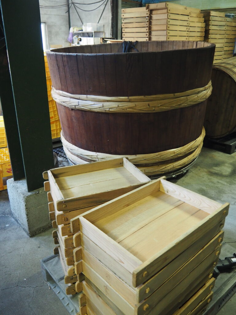 木製甑と麹蓋