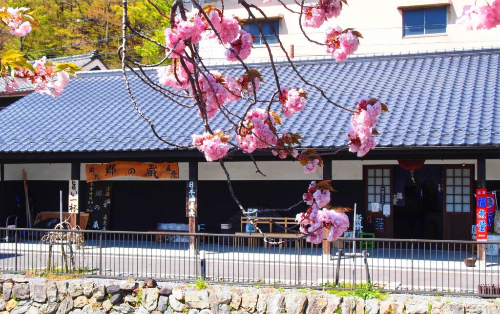 アンティーク雑貨 大正期 欅材一枚板 日本酒木製看板 | ラフジュ工房